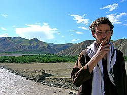 Алекс Стрик ван Линсхотен и Феликс Кюн (на фото). Чтобы понять истоки движения «Талибан», переселились из Лондона в Кандагар