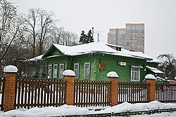 Поселок «Сокол» задумывался как градостроительный и социальный эксперимент. Таким он и остался: дачный заповедник в 10 минутах езды от Кремля, где все соседи знают друг друга 