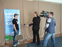 Режиссер Евгений Бедарев (слева) провел кастинги в регионах