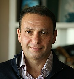 Александр Долгин