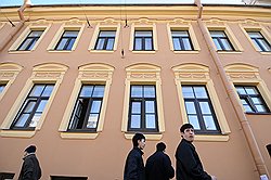 Гастарбайтеры сроднятся с российской эклектикой