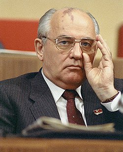 Август 91-го похоронил политическую карьеру Михаила Горбачева и вознес к вершинам власти Бориса Ельцина 