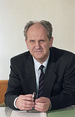 Провал путча вызвал волну самоубийств. Застрелились глава МВЛ СССР Борис Пуго (на фото) и маршал Сергей Ахромеев. Выпали из окон управделами ЦК КПСС Николай Кручина и его предшественник Георгий Павлов 
