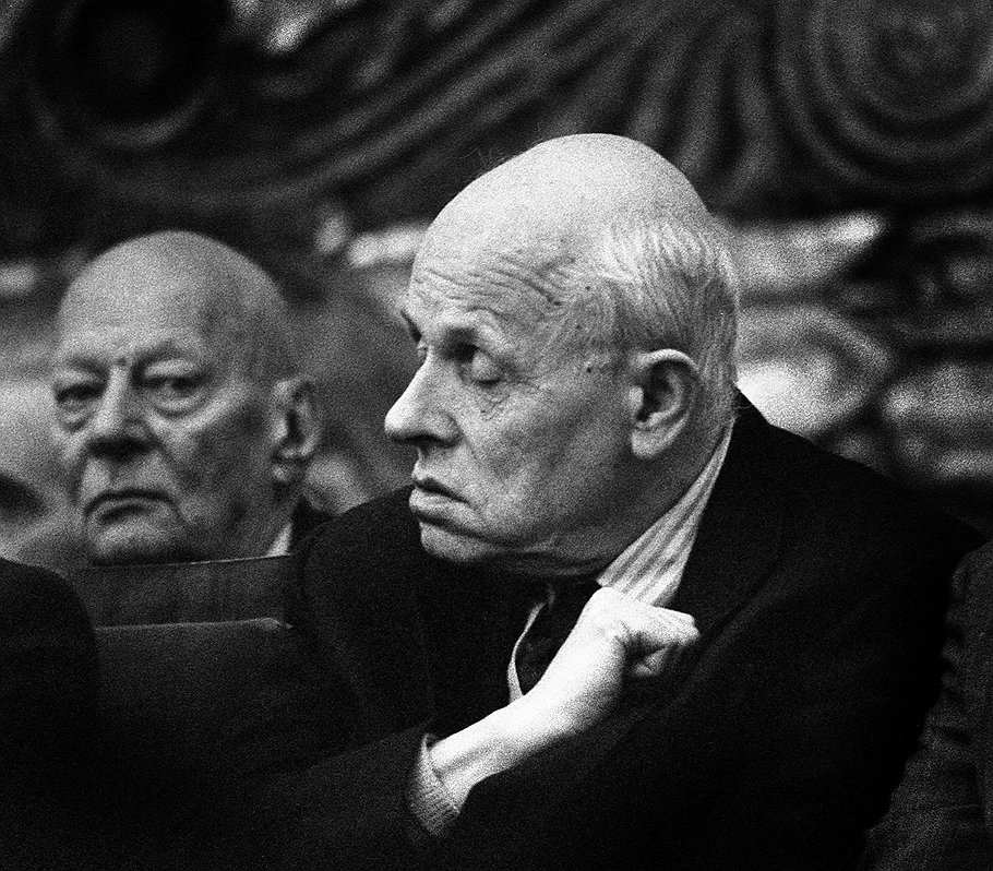1988 год. Лев Шерстенников. "Дуэт". 1-й приз в категории "Люди в новостях"