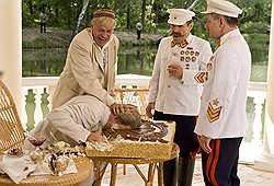 В сериале Михалков проделает то же самое, но медленнее