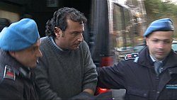 Капитан Скеттино стал национальным кошмаром, воплощением всех недостатков: врун, хвастун, трус 