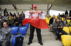 Польские болельщики поддерживают своих даже на наших тренировках