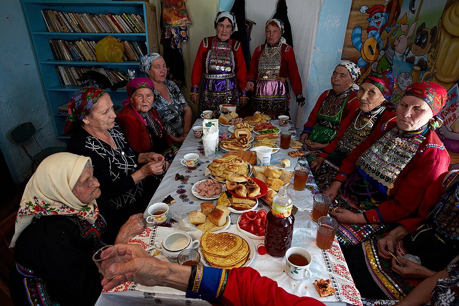 Бабушки деревни Андрейково поют почти как бурановские  