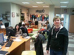 Коллектив в агентстве стабильный, не менялся лет семь  