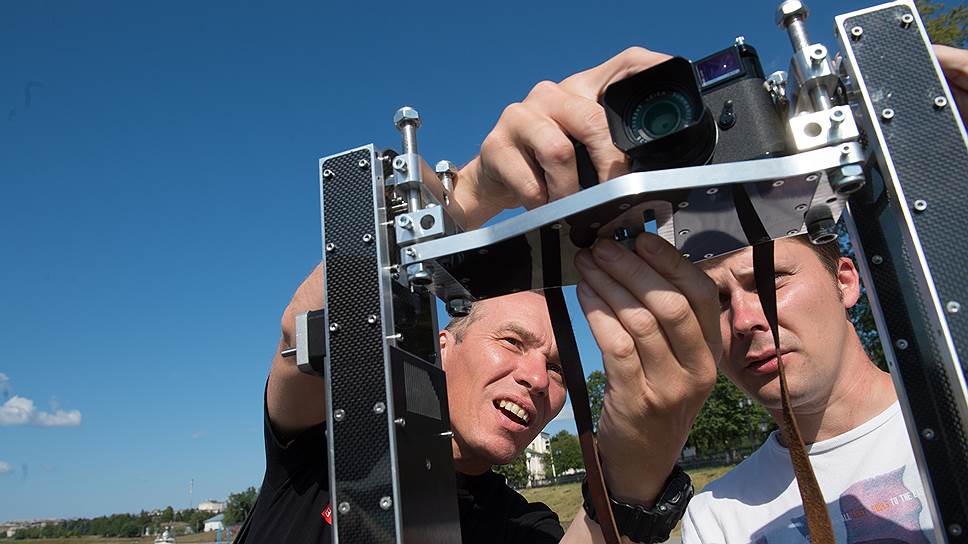 Где еще демонстрировать новые технологии в фотографии? В кадре — поворотная голова для роботизированной съемки