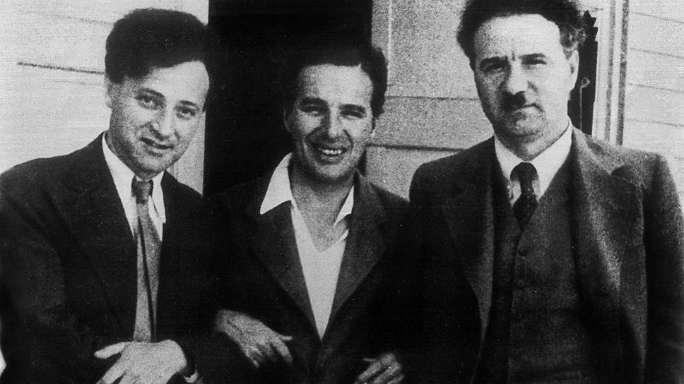 Уникальный снимок (слева направо): кинорежиссер Фридрих Эрмлер, Чарли Чаплин и Борис Шумяцкий 