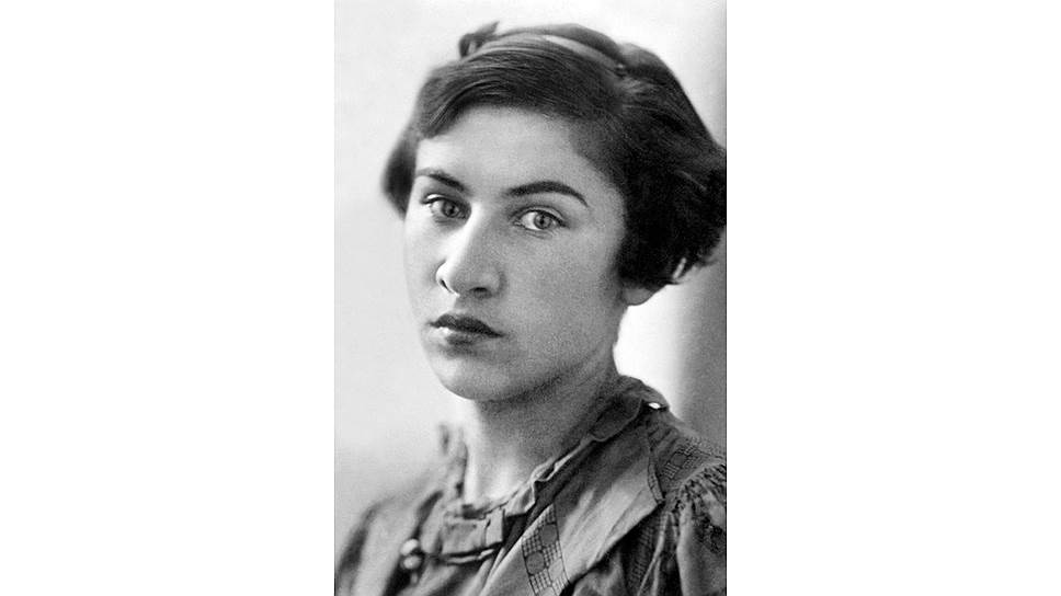 Галина Шергова. 1941 год