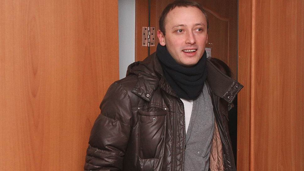 "В опере Доницетти одним из объектов для юмора становится природа человеческой наивности. Наивность может быть смешна. Природу этой наивности я и пытался найти сегодня"