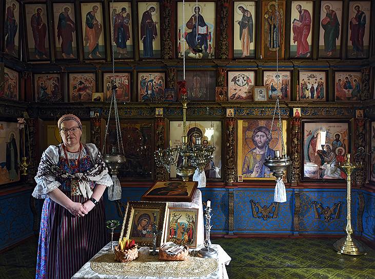 Надежда Калмыкова в часовне Кинермы  