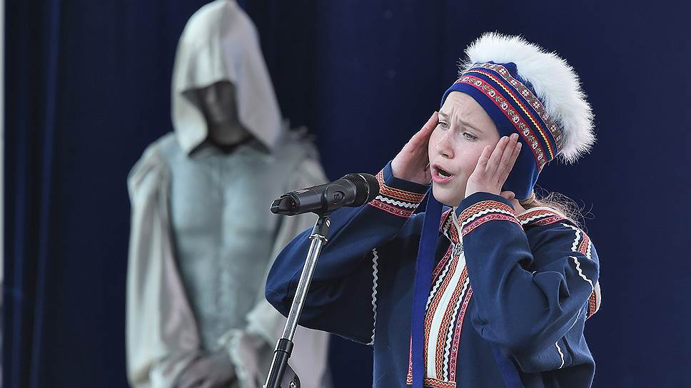 "Представь, что читаешь для мамы",— подсказывала Даниэлю опытная Катя  