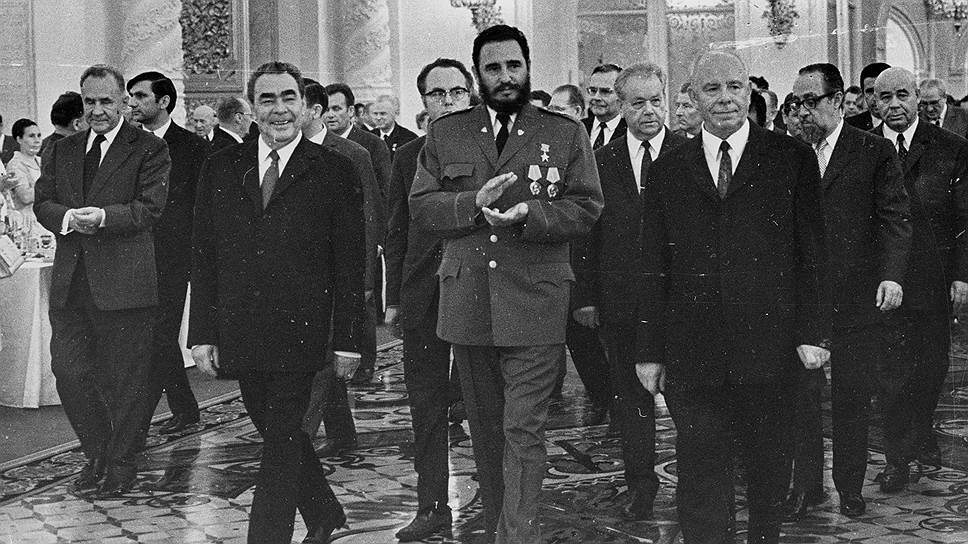Леонид Брежнев быстро перешел с Фиделем на "ты"  