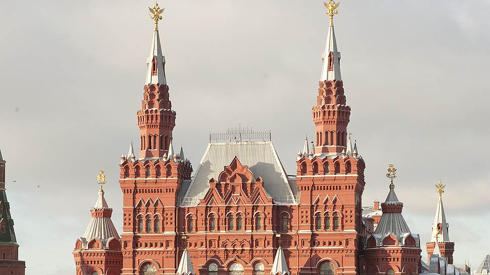 Традиционализм Красной площади разбавят Шагалом и Кандинским
