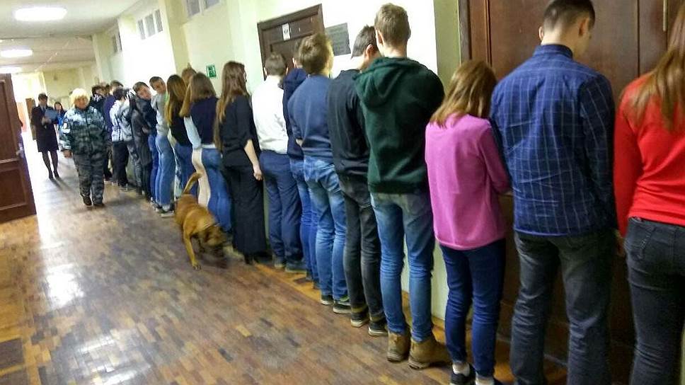 Нюхом учат
