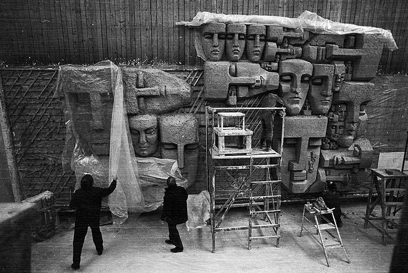 Работа над "Масками скорби". 1992 год  