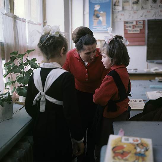 Беседа по душам. "Огонек" N 7, 1971 год. Сейчас на неформальный подход к ученикам у педагогов просто нет времени и сил