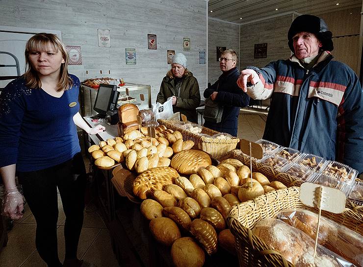 Продукцию продают рядом же ― в магазине свежего хлеба 