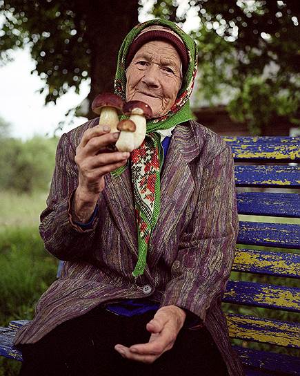 Вера Ивановна, 92 года, последняя жительница карельской деревни Поповка. Всю жизнь работала учительницей  