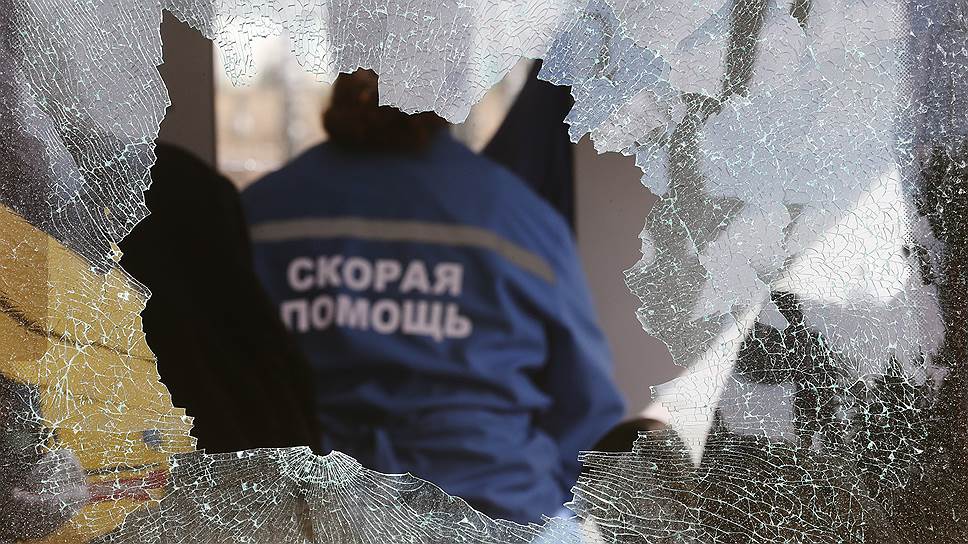 Нападения на машины скорых стали обычным явлением