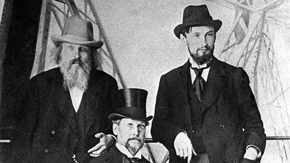 Дмитрий Менделеев (на фото слева) рассчитал новый календарь. Но ввести его помешали война и революция