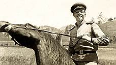 Молодой ефрейтор Александр Мальцев