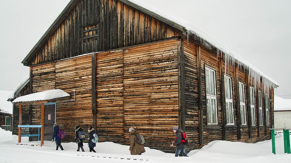 В этом корпусе — спортивный зал. Недавно в нем сделали ремонт