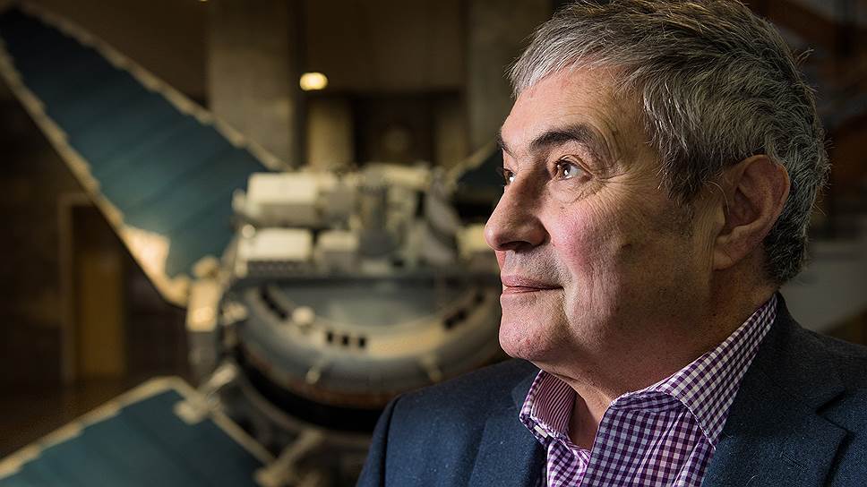 Эксперимент «Интербол» (на заднем плане — аппарат из этого проекта) в 2000-е годы открыл эру многоспутниковых измерений