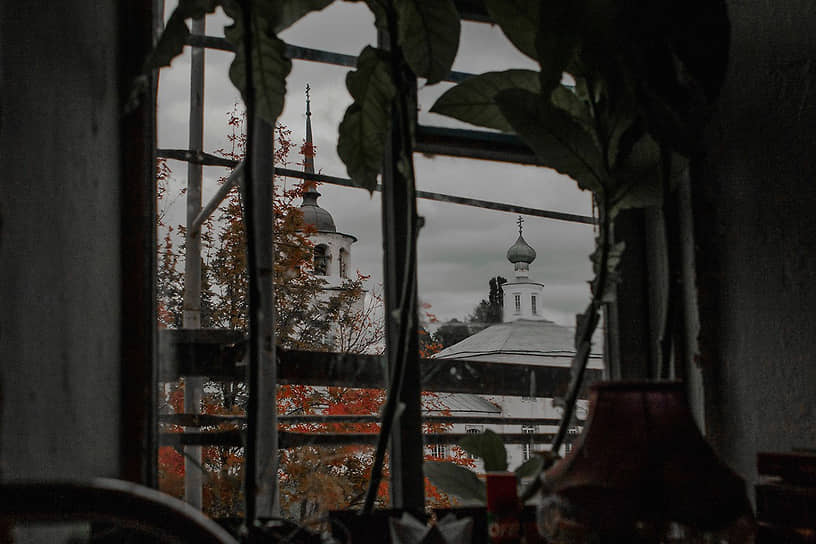 Кто только не едет сюда искать убежище в древнем, с 1650 года известном, монастыре 