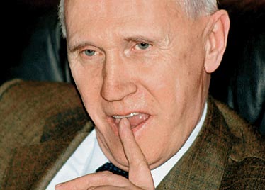 Возможно, проблема не в хищениях, а в контрактах c Ираном и КНР