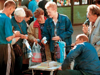 Лохотроны по-прежнему собирают толпы желающих быть обобранными