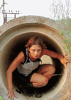 Для артистки Алены Бабенко в «Жести» дело - труба