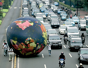 Куда катится наш мир?! Активисты Гринписа не жалеют средств на наглядную агитацию