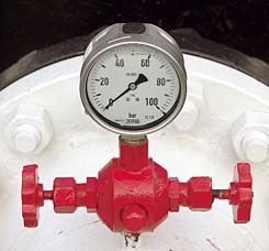 Во время конфликта стрелки на приборах нефтепровода «Дружба» замерли