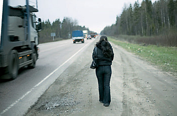 Дальнобойщики - желанные клиенты для провинциальных ночных бабочек