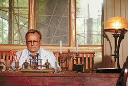 Психиатр Сергей Шакуров готов лечить любое сознание, в том числе клиповое