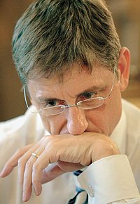 Ференц Дюрчань об отставке думал три минуты. И уходить отказался