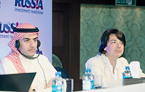 Валентин Юдашкин (на фото справа) выступает за вечные ценности