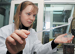 Таких лабораторий, как в Пущине, в университете, где учится Жанна Афонина, нет