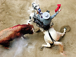 Хенри Агудело (Колумбия). Тореадор. Медельин, Колумбия