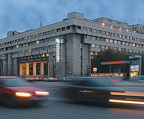 РИА Новости и ряда российских компаний во Франции