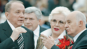 Александр Масляков, Анна Шатилова и Сергей Кононыхин: общий стаж на ТВ - больше 75 лет