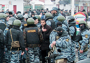 Тихая Назрань быстро превратилась чуть ли не в поле битвы: так выглядел разгон митинга оппозиции