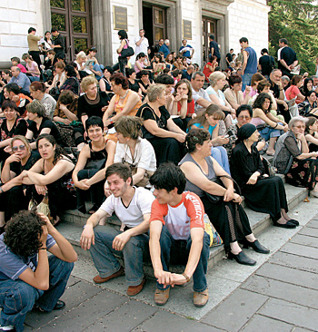 Кому из них удастся проскочить в игольное ушко вступительных экзаменов?