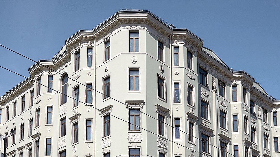 Дом купца Малышева сейчас – особняк «Мускат» в комплексе элитных особняков «Полянка/44». Ул. Большая Полянка, 44. Архитектор: Г. А. Гельрих