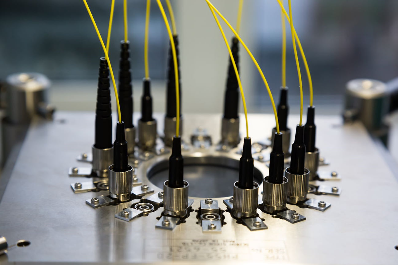 АО «ОКБ КП». Производство/уникальное кабельно-проводниковых изделий для работы в экстремальных условиях (от космических спутников до подводных лодок). Адрес: г.Мытищи Инвестиции: более 500 млн руб. Новые рабочие места: + 100 рабочих мест.