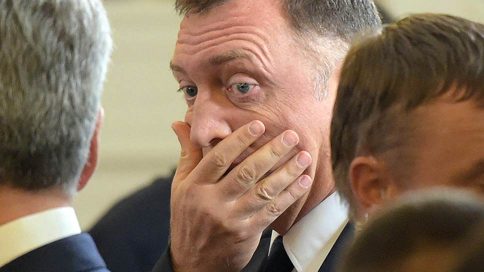 Олег Дерипаска потребовал сатисфакции от Геннадия Зюганова